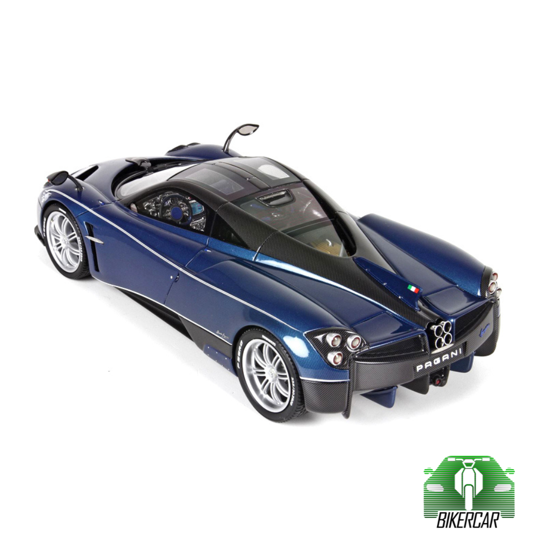 1:18 PAGANI HUAYRA DINASTIA