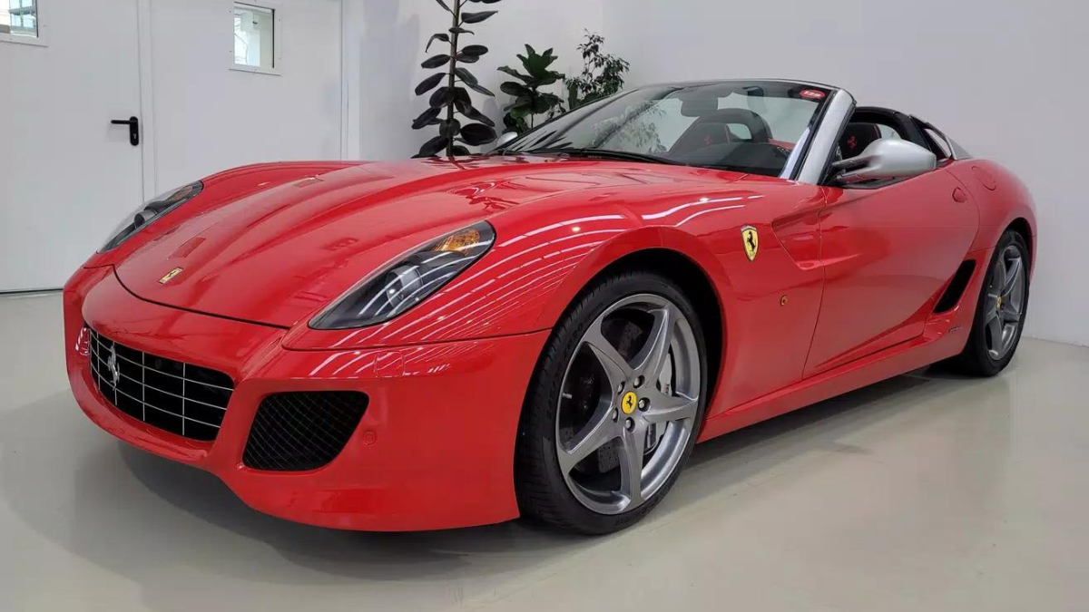 FERRARI 599 SA APERTA