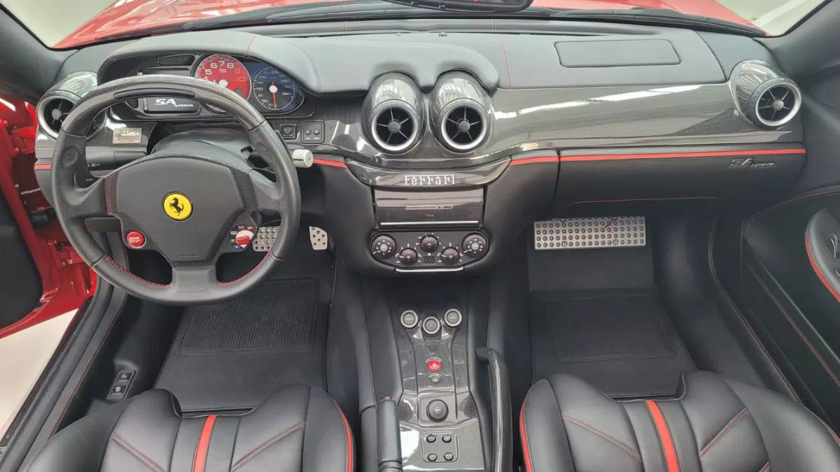 FERRARI 599 SA APERTA