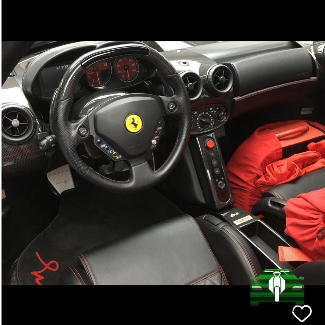 FERRARI ENZO 5.700 km | Rosso Fuoco | Europa