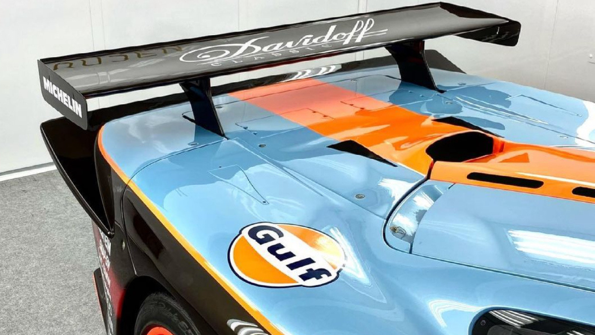 MCLAREN F1 GTR LONGTAIL