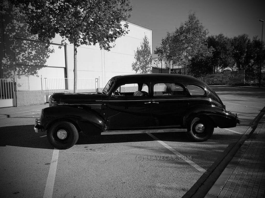 CHRYSLER ROYAL LIMOUSINA