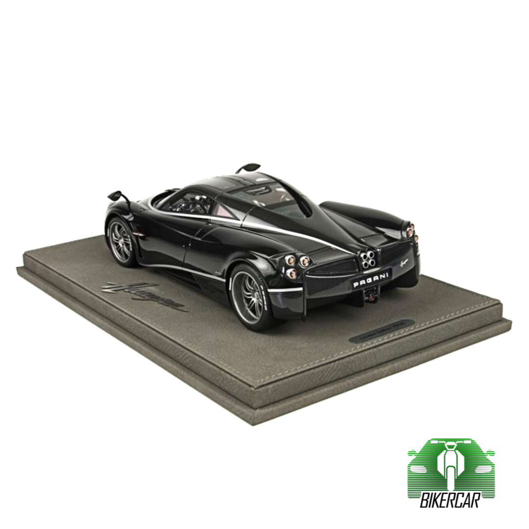 1:18 PAGANI HUAYRA