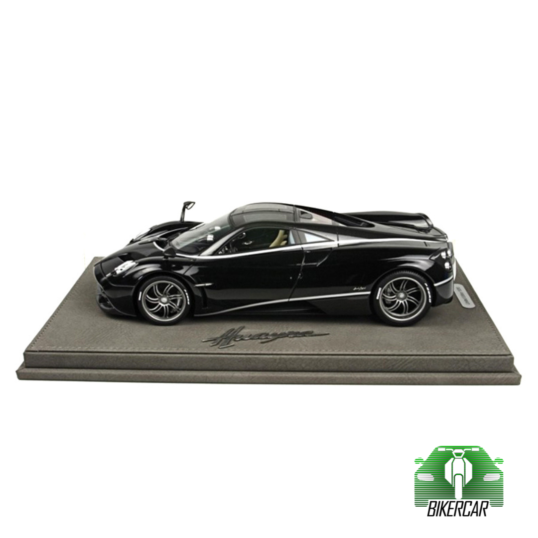 1:18 PAGANI HUAYRA