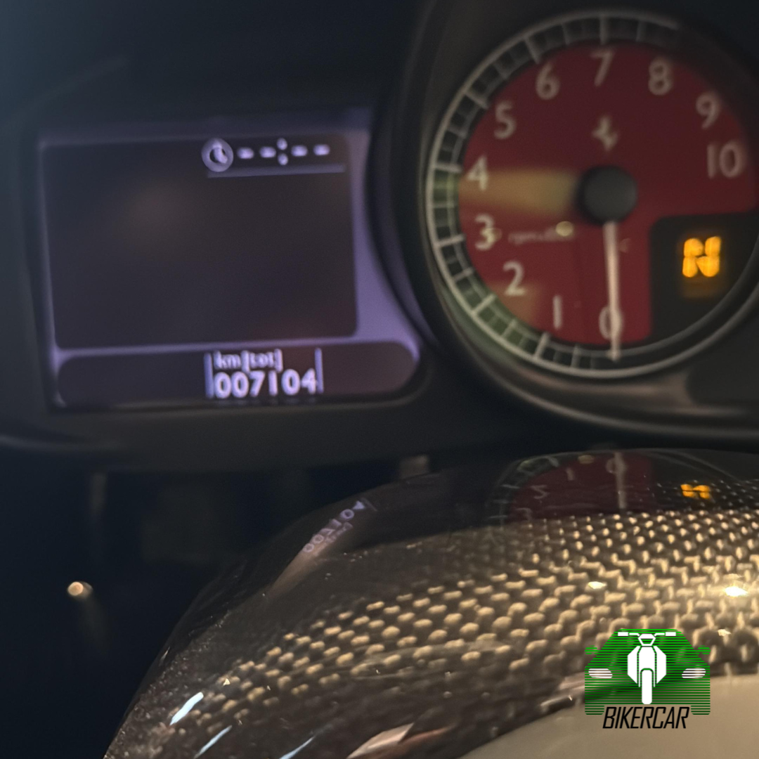 FERRARI ENZO 20.000 km | Rosso Corsa | Europa