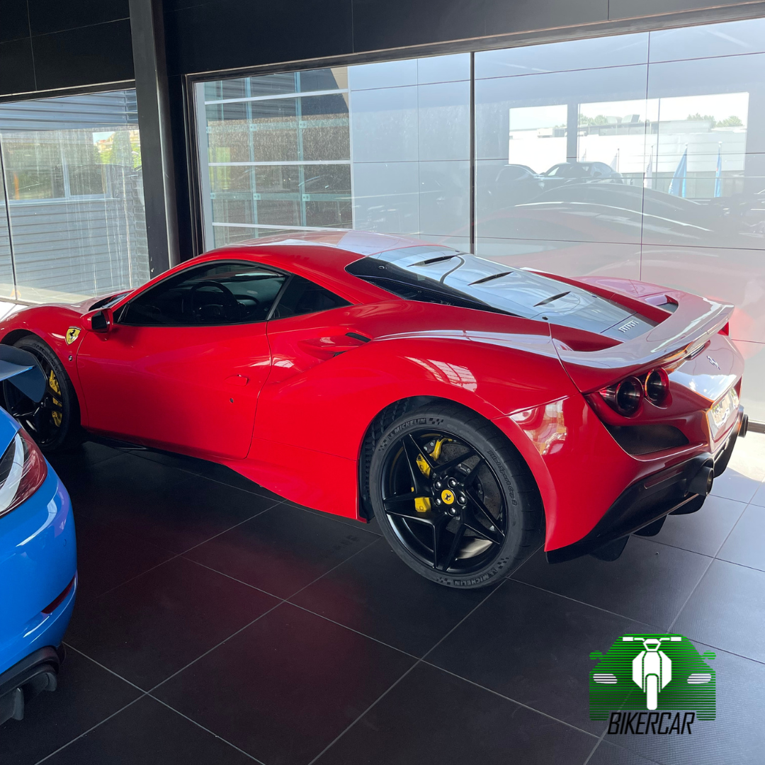 FERRARI F8 TRIBUTO – EL ÚLTIMO GRAN V8 DE MARANELLO