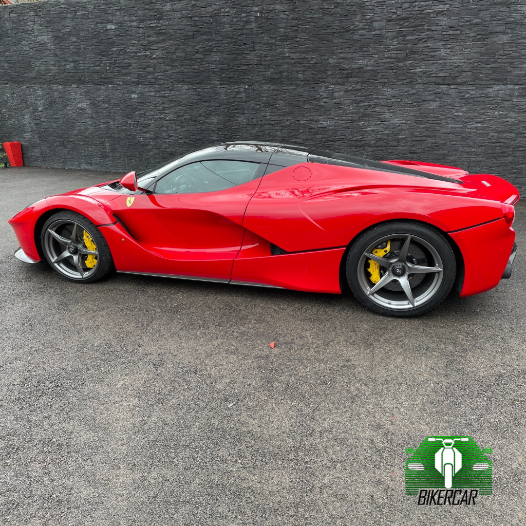 Ferrari LaFerrari 2015 en venta | 1.700 km | Rosso Corsa | Francia