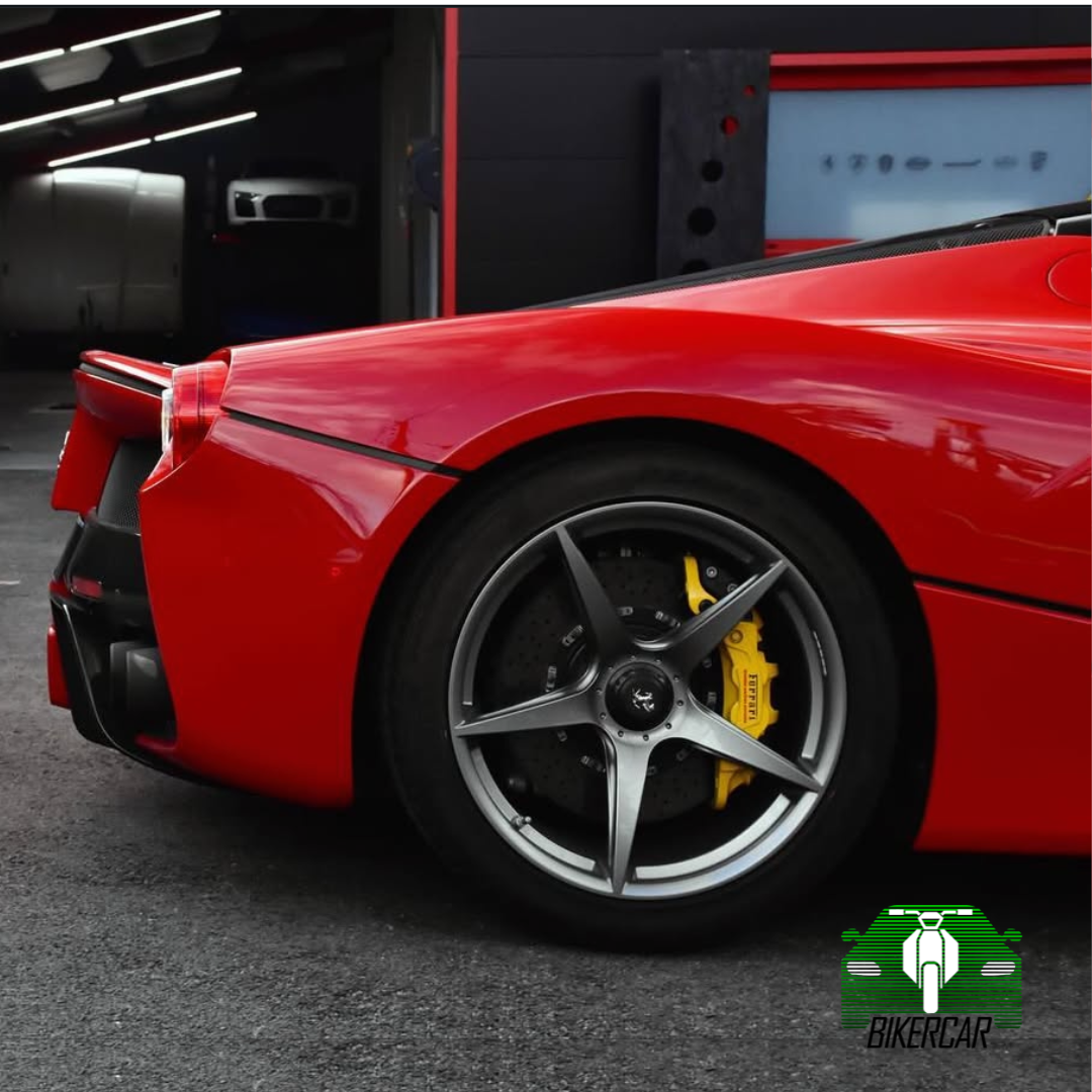 Ferrari LaFerrari 2015 en venta | 1.700 km | Rosso Corsa | Francia