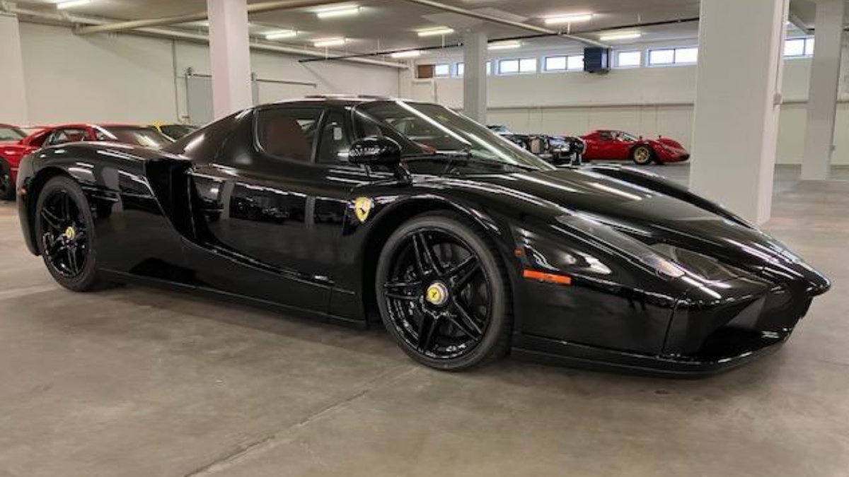 FERRARI ENZO NEGRO