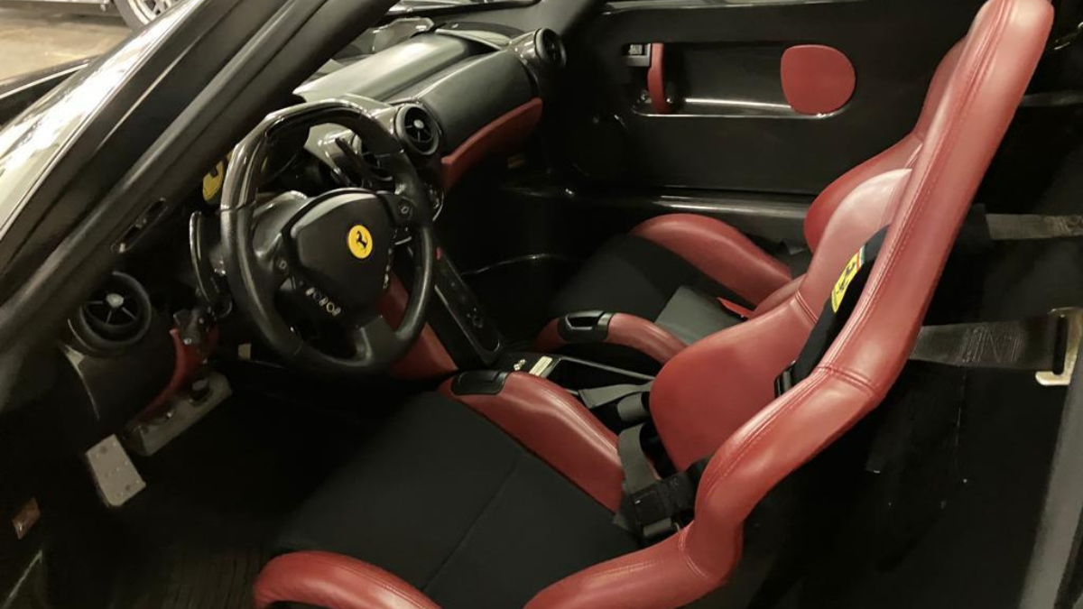 FERRARI ENZO NEGRO