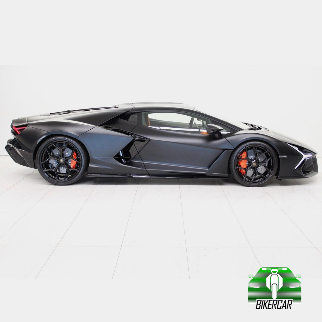 LAMBORGHINI REVUELTO 04/2024 | 790 km | Nero Nemesis | Suiza
