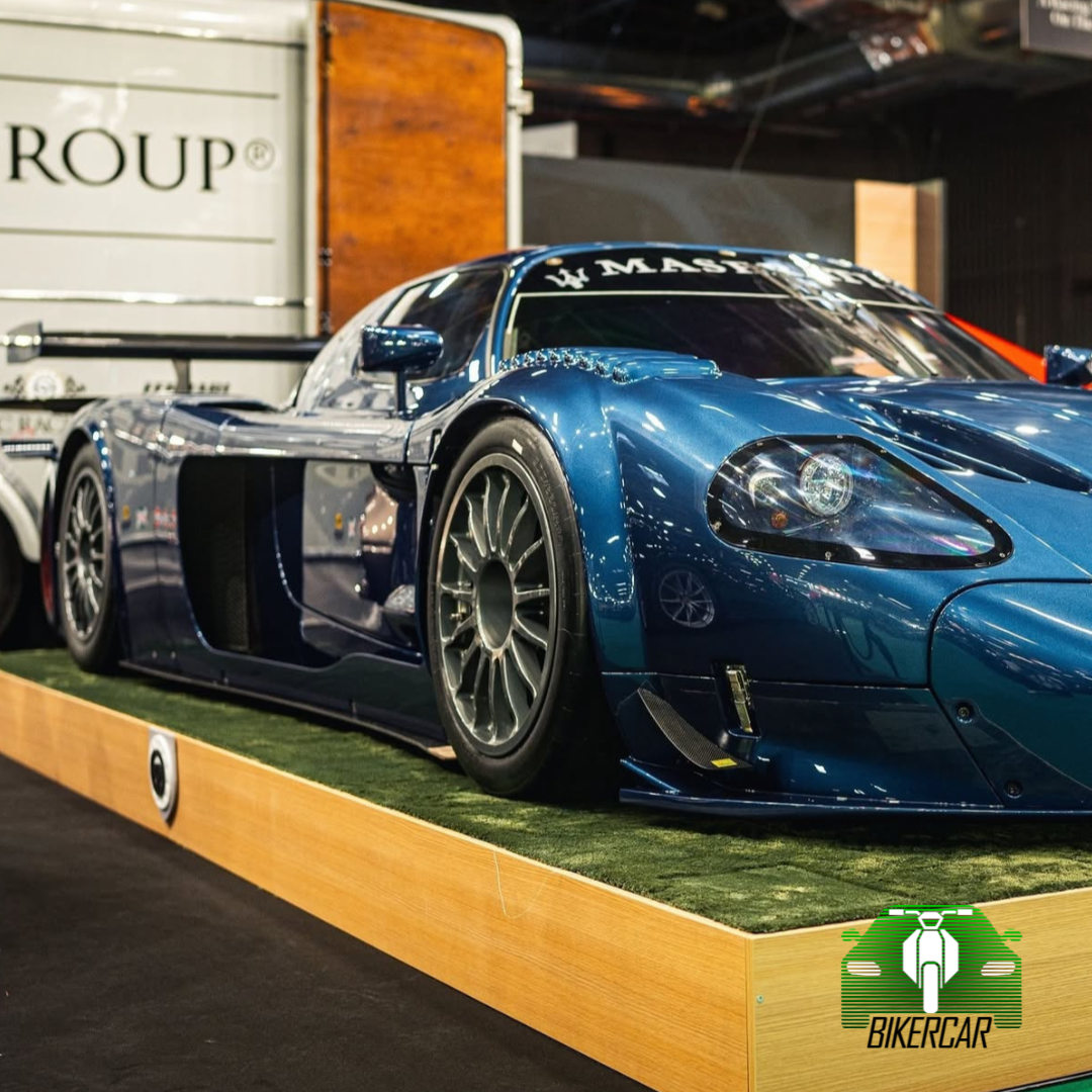 MASERATI MC12 CORSE 2006 | under 1.000 km | Azul | Unidad de Colección