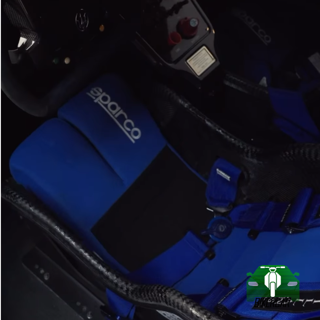 MASERATI MC12 CORSE 2006 | under 1.000 km | Azul | Unidad de Colección