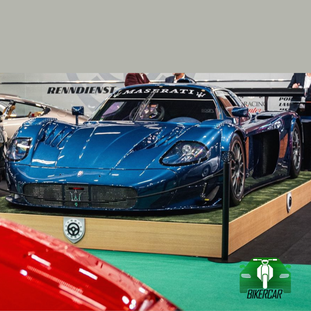 MASERATI MC12 CORSE 2006 | under 1.000 km | Azul | Unidad de Colección