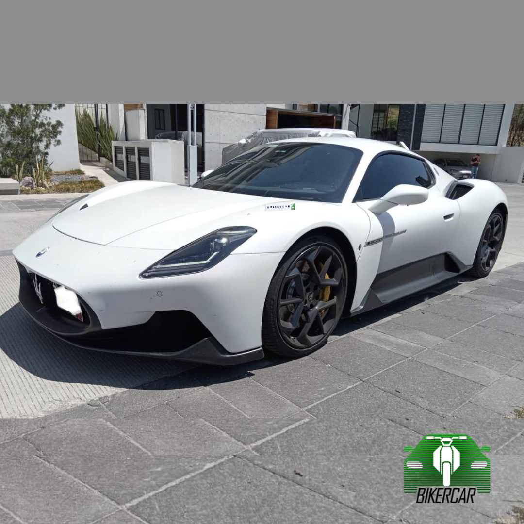 MASERATI MC20 2022 | 4.444 km | Blanco / Negro | México