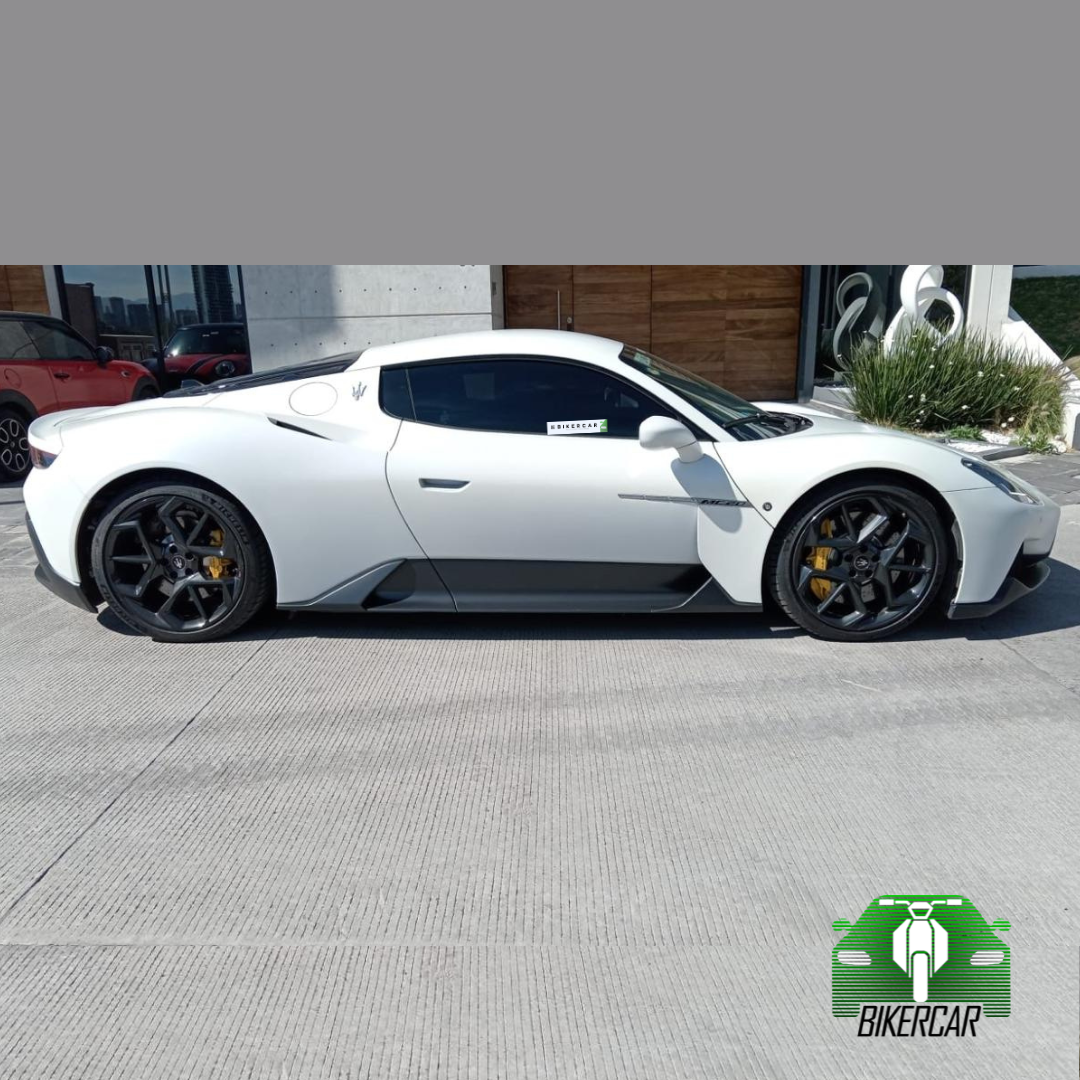 MASERATI MC20 2022 | 4.444 km | Blanco / Negro | México