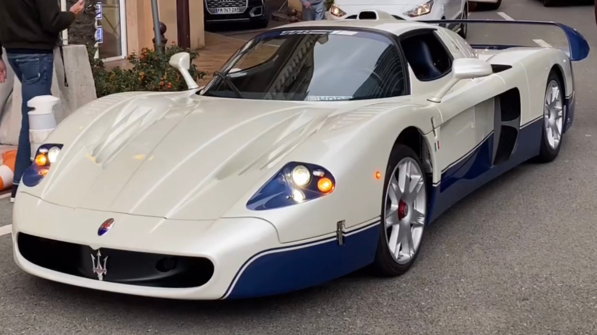 MASERATI MC12