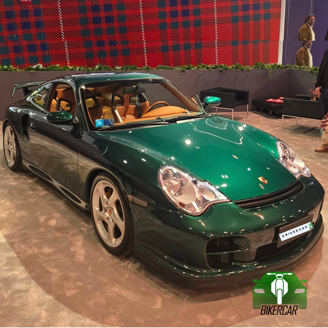 PORSCHE 996 GT2 2002 | 23.000 km | Jungle Green | Unidad Única | Italia