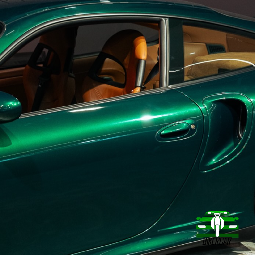 PORSCHE 996 GT2 2002 | 23.000 km | Jungle Green | Unidad Única | Italia