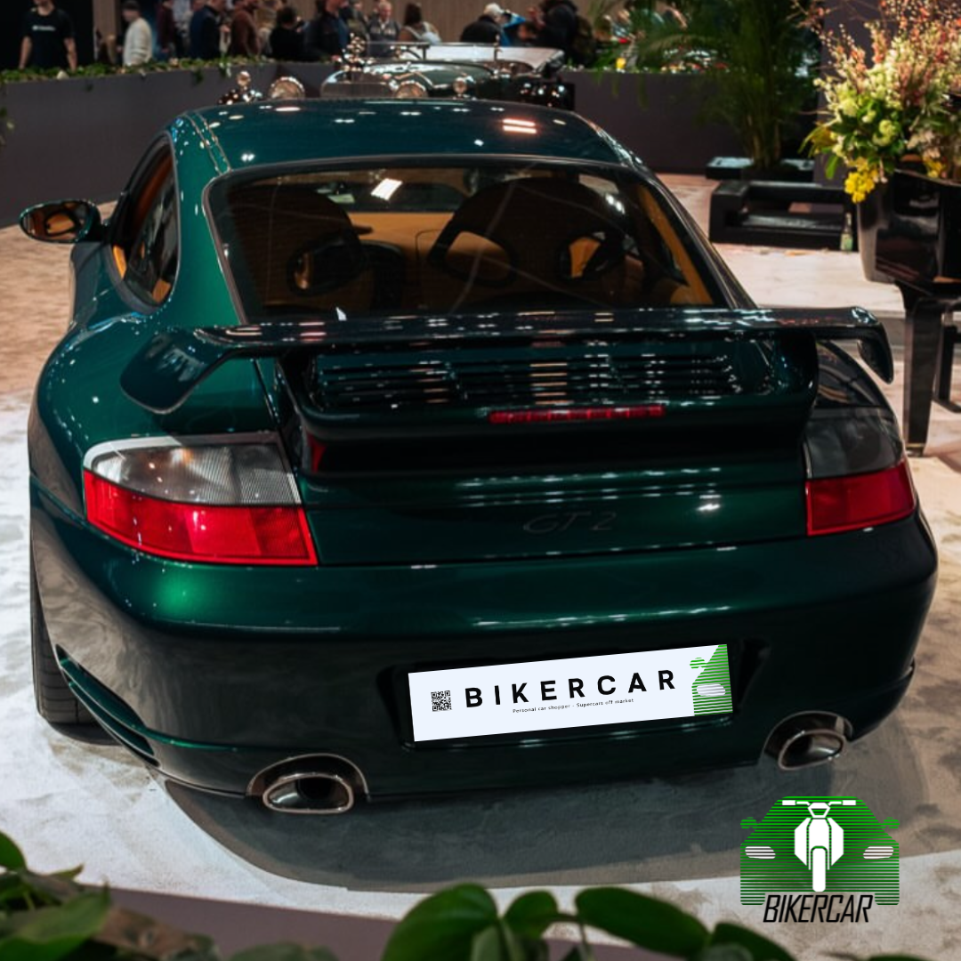 PORSCHE 996 GT2 2002 | 23.000 km | Jungle Green | Unidad Única | Italia