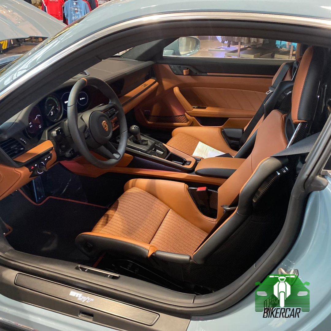 Porsche 911 (992) S/T Heritage Edition Nº 1555 / 1963 – 275 km – Unidad Limitada