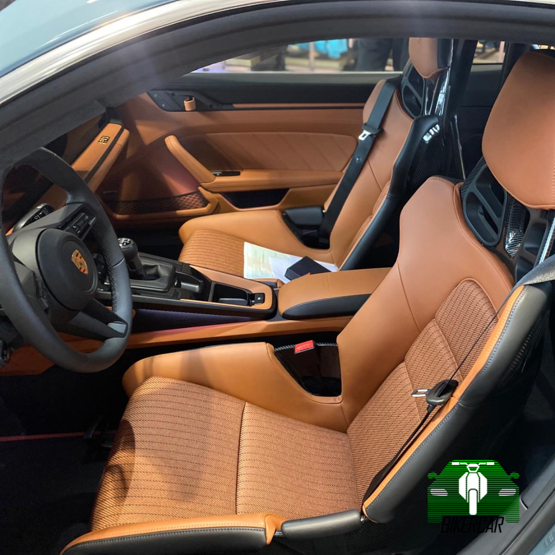 Porsche 911 (992) S/T Heritage Edition Nº 1555 / 1963 – 275 km – Unidad Limitada